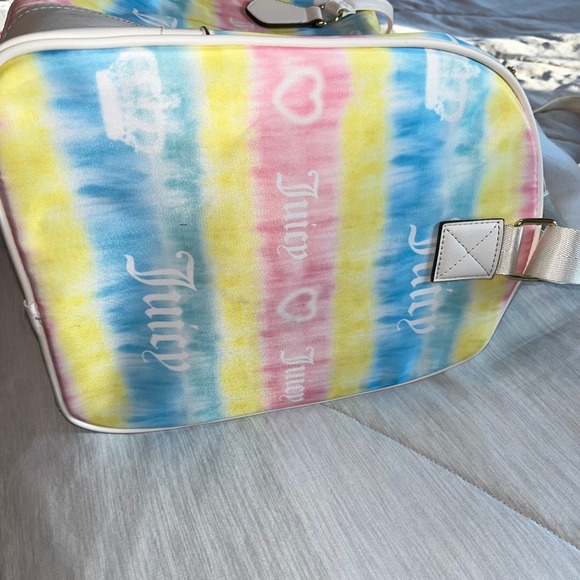 Juicy Couture Tie Dye Weekender Bag Purse Carry On NWT. Does have some scuffs. - Picture 5 of 16